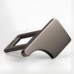 Minimalist Metallic Car Seat Belt Buckle & Alarm Stopper - Image 3