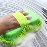 Microfiber  Car Washing Gloves - Image 3